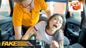Fake Driving School – Rae Lil Black หนังโป๊ฝรั่ง รถโรงเรียนปลอม จับน้องเรย์สาวญี่ปุ่นเย็ดหีบนรถไม่ยั้งรู